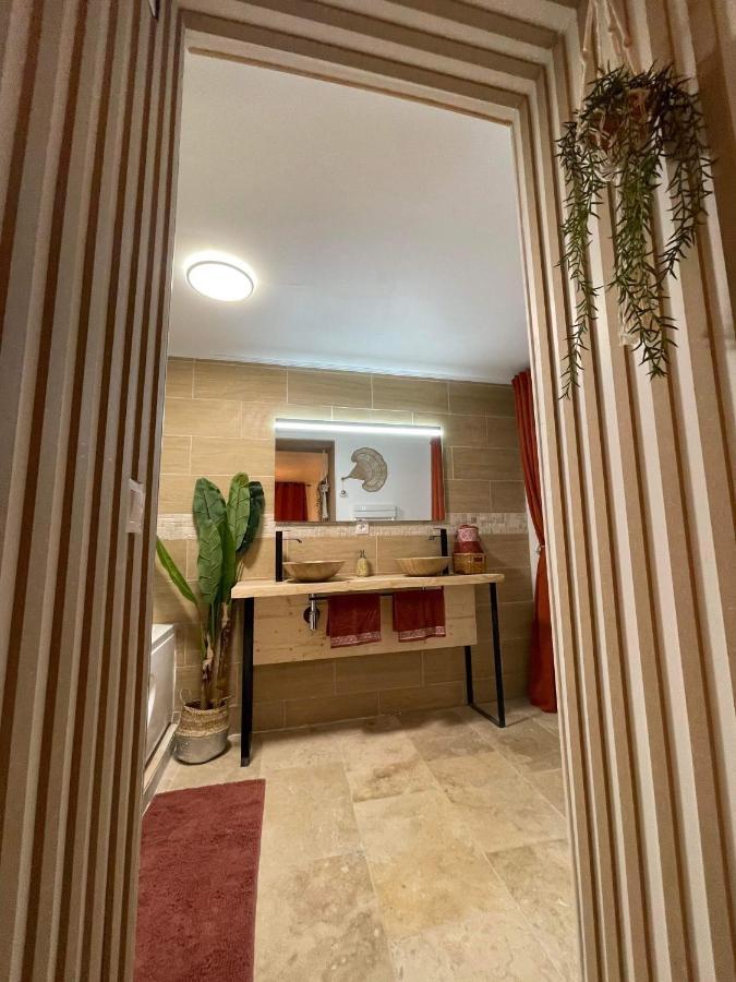 Velours & Balneo Apartment Сен-Назар Екстериор снимка
