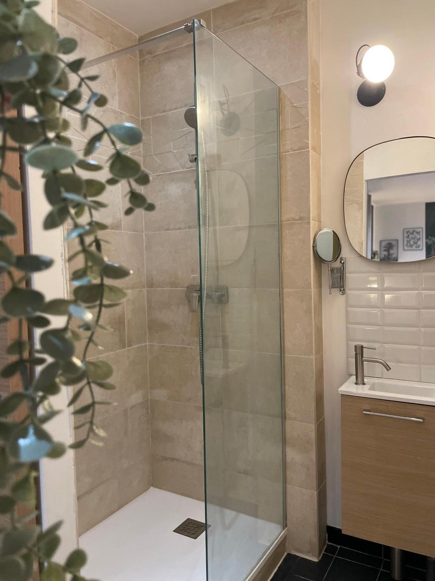 Velours & Balneo Apartment Сен-Назар Екстериор снимка